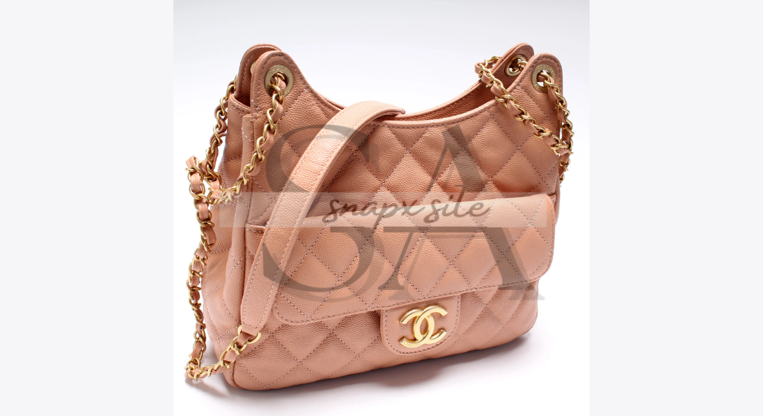 CHANEL Caviar Quilted Wavy CC Hobo